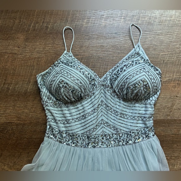 MARINA dress spaghetti strap gorgeous beaded bodice gray silver blue sz 12 EUC - Picture 8 of 16